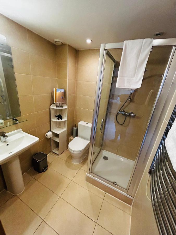 Spacious 3-Bed 3-Bath Luxury Apartment With Balcony Hyde Park لندن المظهر الخارجي الصورة