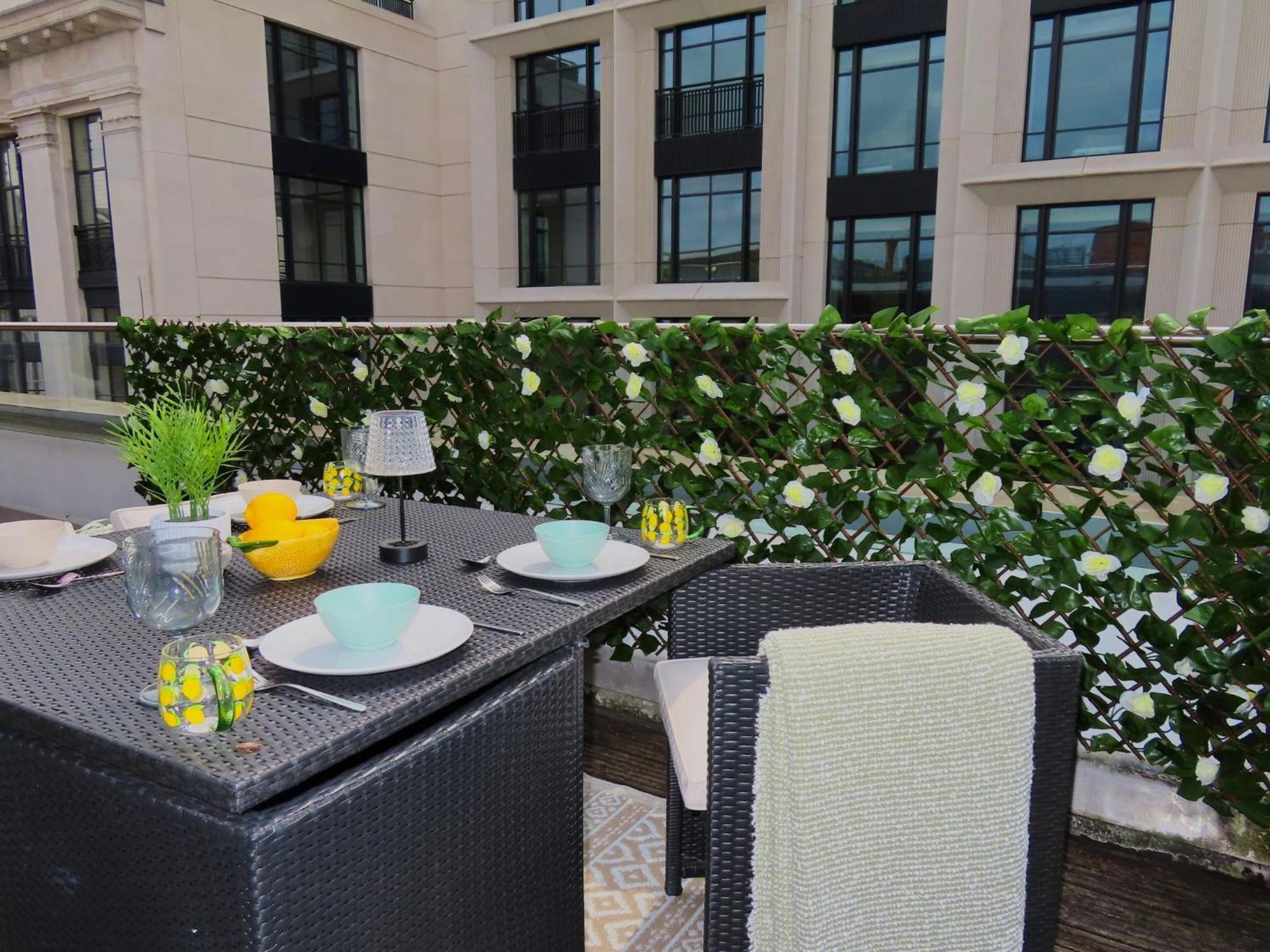 Spacious 3-Bed 3-Bath Luxury Apartment With Balcony Hyde Park لندن المظهر الخارجي الصورة